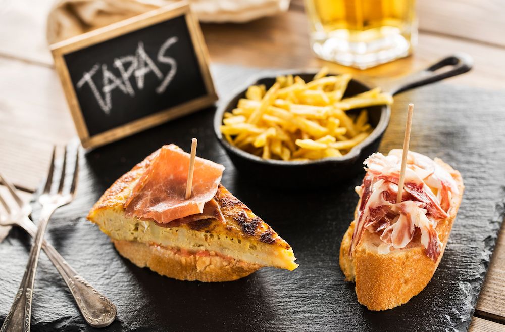 A tasty dish of Spanish Tapas, illustrating a Language Vibes blog post about ordering food & drinks in Spanish